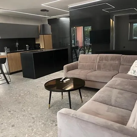 Apartma Black Rose Marina