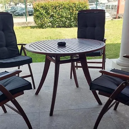 Apartma Black Rose Marina